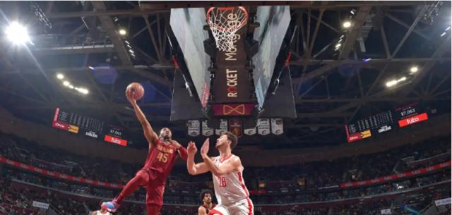 体育平台入口-NBA30队常规赛表现总结 4队远超预期 3队令人失望